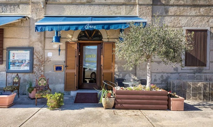 Cres Appartement | Appartement acceptant les animaux au cœur de Cres
