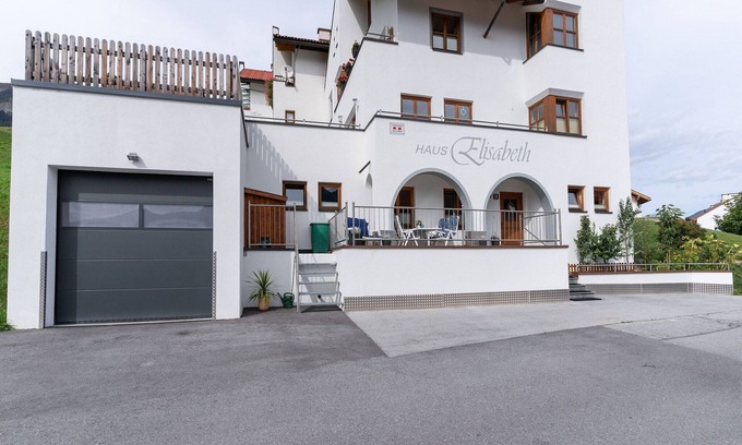 Fiss Appartement | Appartement animé près d'une station de ski à Fiss