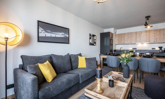 Montalbert Appartement | Chic avec accès direct aux pistes de ski et vue