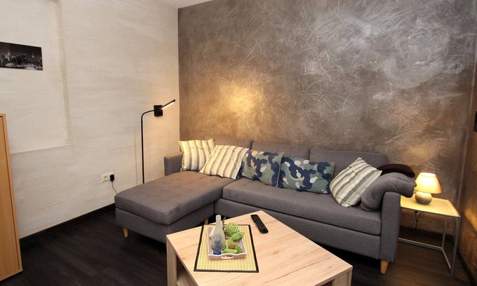 Lage Appartement | Apartment in Lage