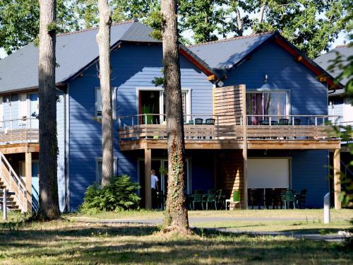 Chaveignes Appartement | Apartment in Loire Valley with Pool