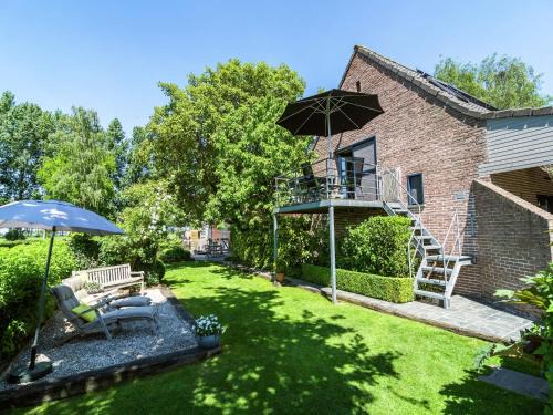 Maldegem Appartement | Apartment in Maldegem with Scenic Terrace