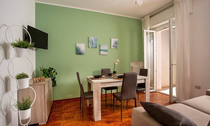 Miramare Appartement | Apartment in Miramare di Rimini 150 from the Sea- Tasman 4/A