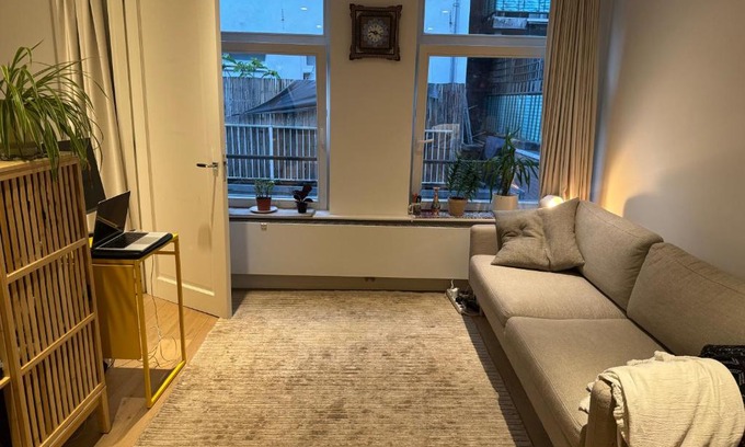 Oude Pijp Appartement | Apartment in Oude-Pijp