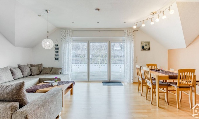 Eckersmuhlen Appartement | Appartement à Roth / Eckersmühlen dans le Lake District de Franconie / Rothsee (WiFi, dernière minute)