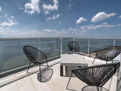 Scherpenisse Appartement | Apartment in Scherpenisse by Oosterschelde