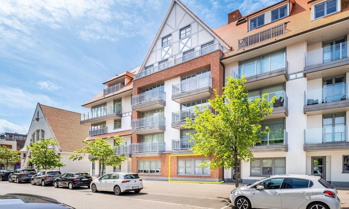 Sint-Idesbald Appartement | Kloosterhof 239B dans la rue principale de Sint-Idesbald