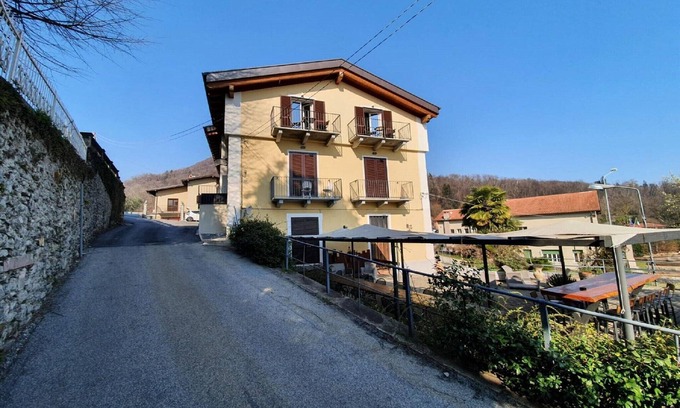 Vignone Appartement | Appartement moderne avec vue sur le lac Majeur