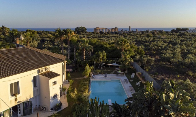Marinella di Selinunte Villa | Appartement 'In Villa Templi Selinunte' avec vue sur la mer, Wi-Fi et climatisation