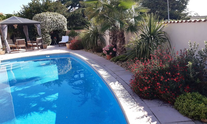Baillargues Appartement | Appartement dans villa avec piscine et jardin privatisés