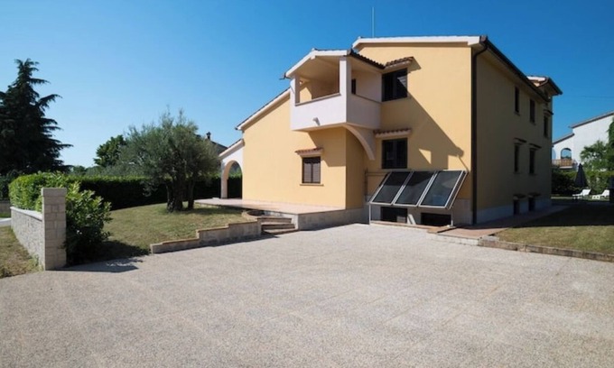 Gulici Appartement | Apartment in Villa Irena with large terrace in Poreč