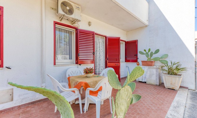 Santa Maria di Leuca Appartement | Apartment 'Trande' with Balcony, Wi-Fi and Air Conditioning