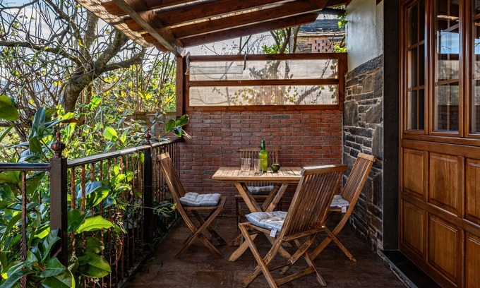 Vegadeo Appartement | Apartment 'J De Alborada Del Eo' with Mountain View, Private Terrace and Wi-Fi