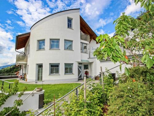 Fliess Appartement | Apartment Jenewein by Interhome
