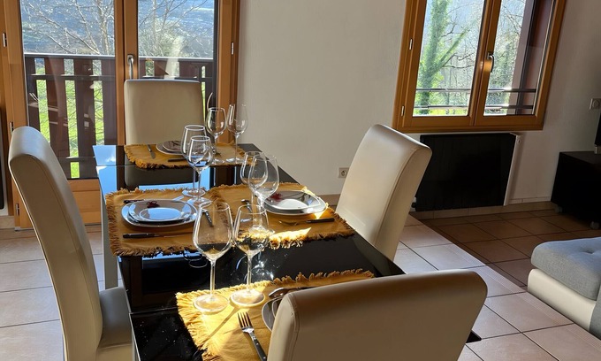 Thyez Appartement | Apartment 'Joli T3 À La Montagne' with Mountain View, Shared Garden and Balcony