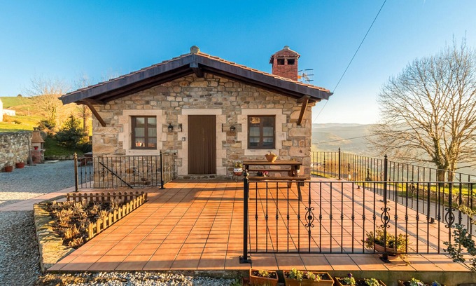 Villacarriedo Appartement | Appartement 'Juntana 2' avec vue sur les montagnes, terrasse partagée et Wi-Fi