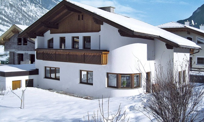 Pfunds Appartement | Appartement Köhle by Interhome