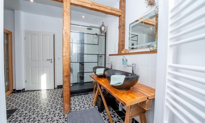Eisenach Appartement | Apartment Kronprinz zentral mit Infrarot-Sauna