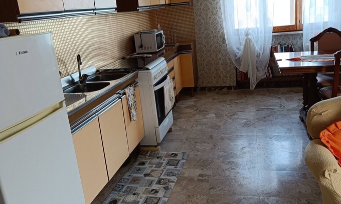 Guardiagrele Appartement | Apartment 'L'Oriente Di Elion' with Sea View, Balcony and Air Conditioning