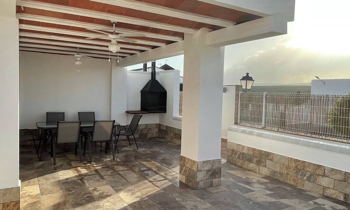 Chiclana de Segura Appartement | Appartement 'La Teja 7' avec vue sur les montagnes, Wi-Fi et climatisation