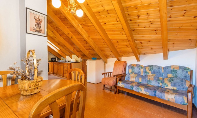 Durro Appartement | Apartment 'La Golfa' with Mountain View and Private Garden