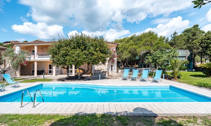 Sas Linnas Siccas Appartement | Appartement 'La Vela Gialla' avec vue sur la mer, Wi-Fi et climatisation
