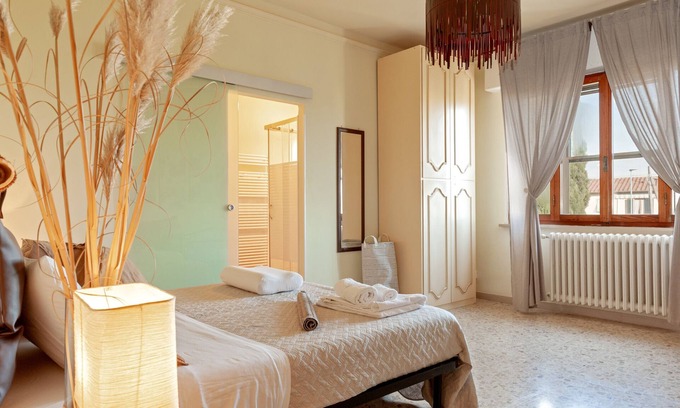 Pisa Appartement | Appartement 'Le 7 Calle Con Balcone' avec terrasse privée, jardin partagé et Wi-Fi