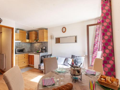 Les Bottieres Appartement | Apartment Le Bochate-5 by Interhome