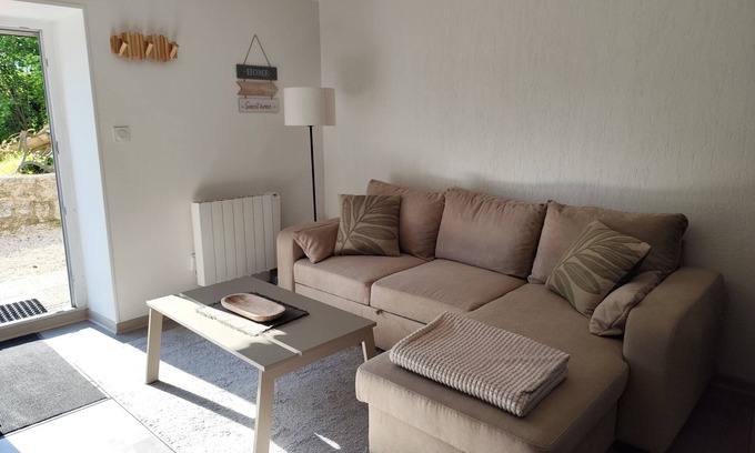 Paroisse Notre-Dame Appartement | Apartment 'Le Maé' with Wi-Fi