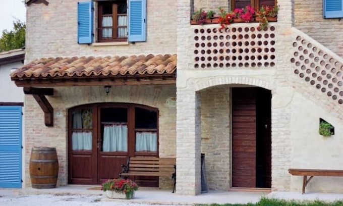 Mondavio Maison | Apartment "Le Rose" - Agriturismo Borgo la Rovere