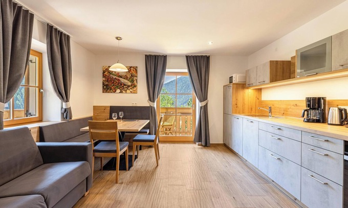 Valles Appartement | Appartement "Lechnerhof Wilde Kreuzspitze" Près de la station de ski et Wi-Fi