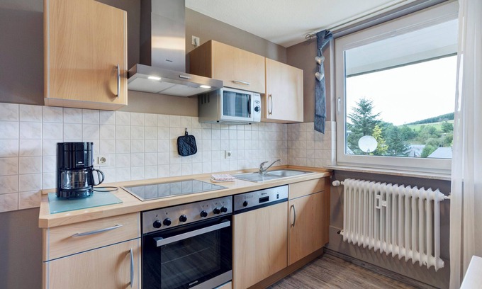 Usseln Appartement | Apartment 'Lerche' with Mountain View, Shared Garden and Wi-Fi