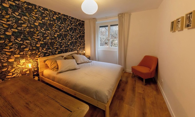 Ax-les-Thermes Appartement | Appartement 'Les Appartements De Clélia' avec vue sur les montagnes, terrasse privée et Wi-Fi