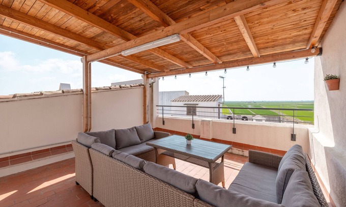 Camarles Appartement | Appartement "Les Carolines" avec terrasse privée, Wi-Fi et climatisation