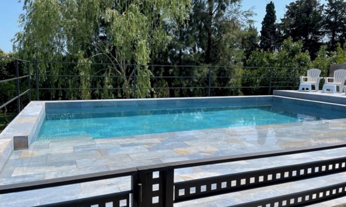 Camarles Appartement | Appartement 'Les Casetes Del Mas 1' avec vue sur les montagnes, Wi-Fi et climatisation