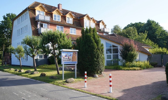 Ortsamt 2 Appartement | Apartment 'Leuchturm' with Private Terrace, Private Garden and Wi-Fi