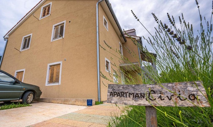Cres Appartement | Apartment Livia