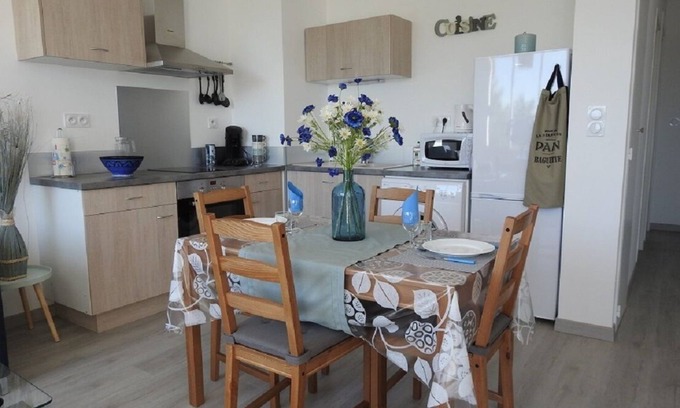 Jonzac Appartement | Appartement situé au premier étage d'une petite résidence en comportant quatre