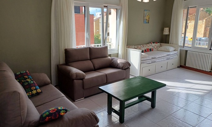 Viana Appartement | Appartement 'Los Borgia' avec balcon et Wi-Fi