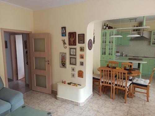 Teteven Appartement | Apartment Maddie