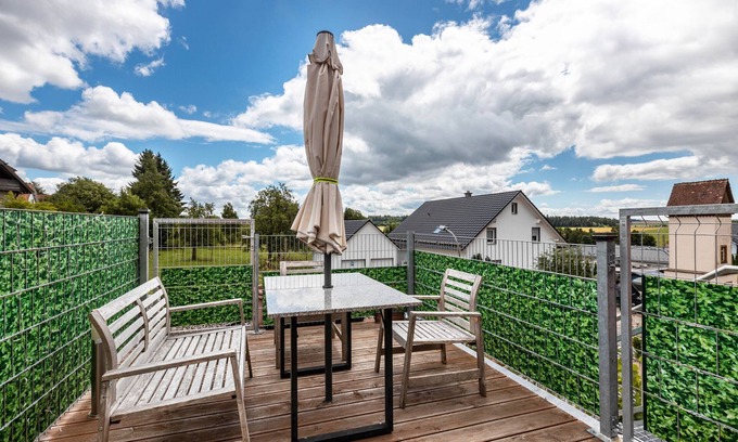 Hubertshofen Appartement | Apartment 'Malsam' with Lake View, Balcony and Wi-Fi
