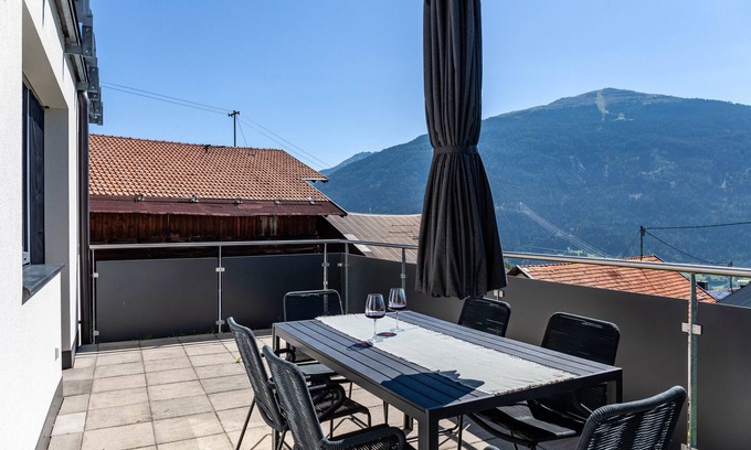 Arzl im Piztal Appartement | Appartement "Manu's Bergblick" avec vue sur les montagnes, terrasse privée et Wi-Fi