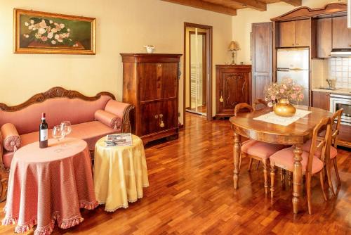 Old Town Appartement | Apartment Manzoni Bardolino Center