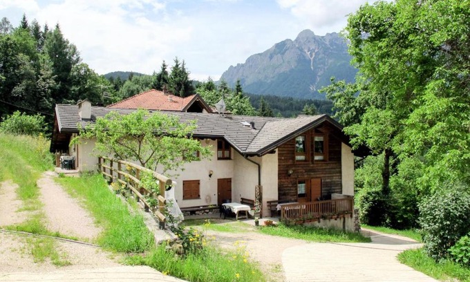 Calceranica al Lago Appartement | Apartment Maso Marini - Appartamento Volpe by Interhome