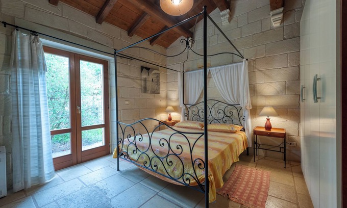 Vernole Appartement | Appartement 'Masseria Copertini - Stellina' avec Wi-Fi et climatisation
