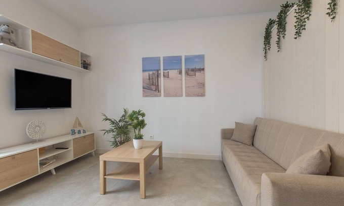 Jardin de la Abadia Appartement | Apartment 'Mendoza Loft Málaga' with Wi-Fi and Air Conditioning