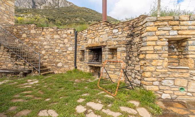 Valle de Lierp Appartement | Appartement "Milano" avec vue sur les montagnes, terrasse privée et Wi-Fi