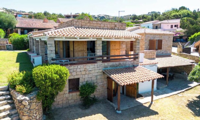Baja Sardinia Appartement | Appartement Minori by Interhome