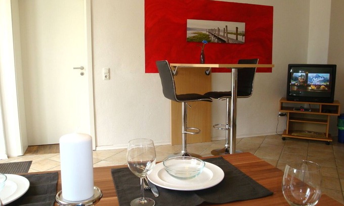 Wolnzach Appartement | Apartment mit Drei Schlafzimmer für 5 Personen und Großer Terrasse, Erdgeschoss