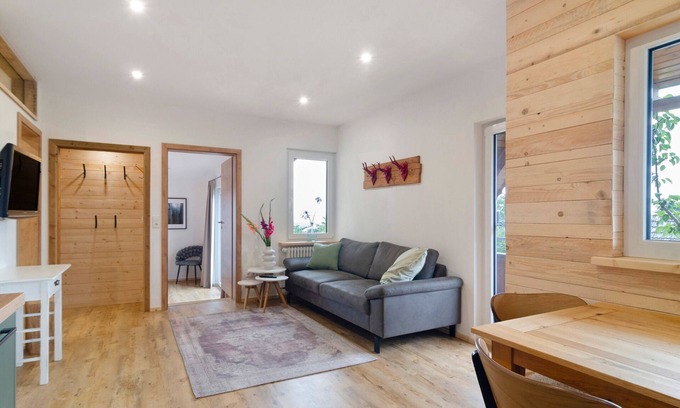 Donaueschingen Appartement | Apartment 'Morning Sun' with Shared Garden and Wi-Fi